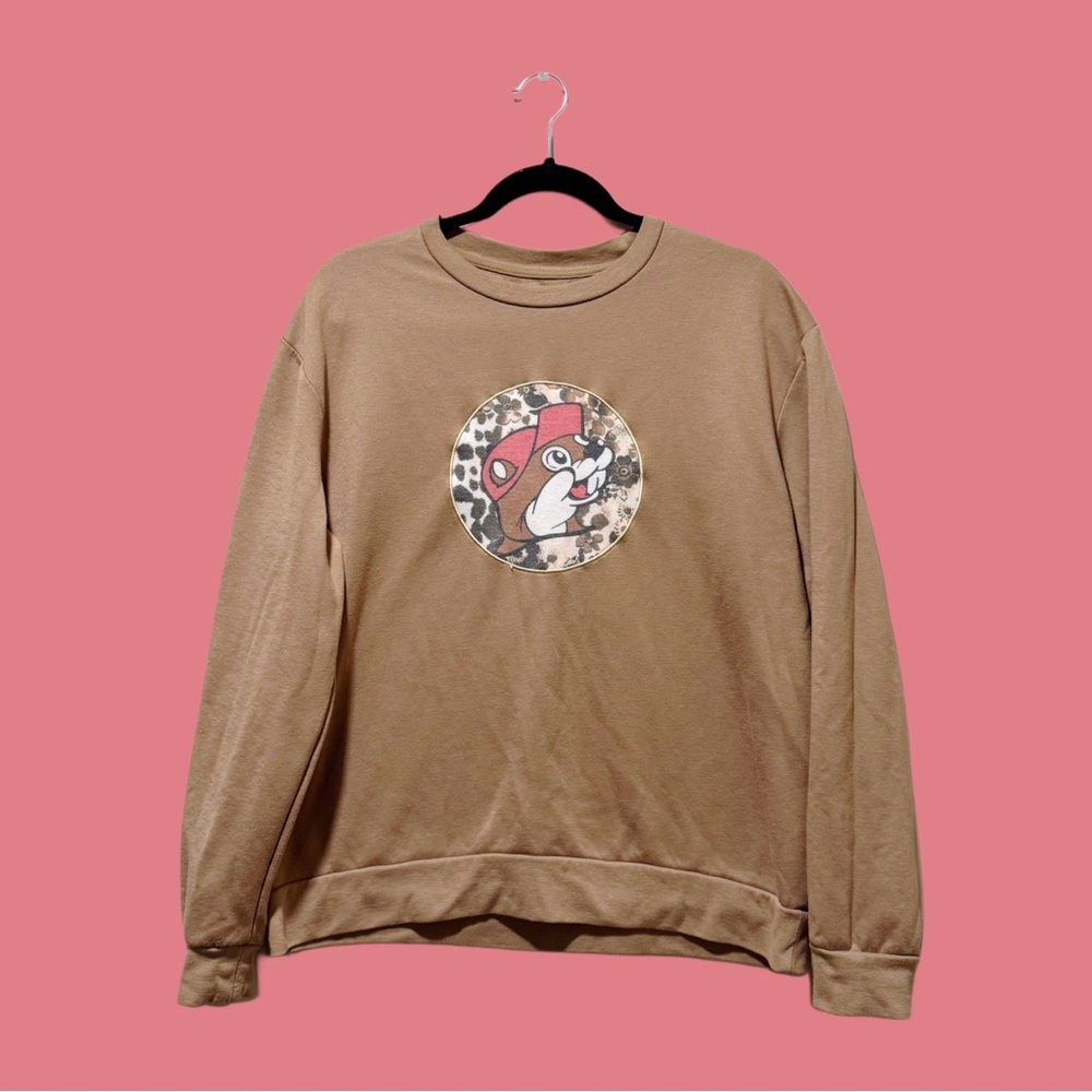 Buccees Leopard Graphic Crewneck Sweater Buc-ees